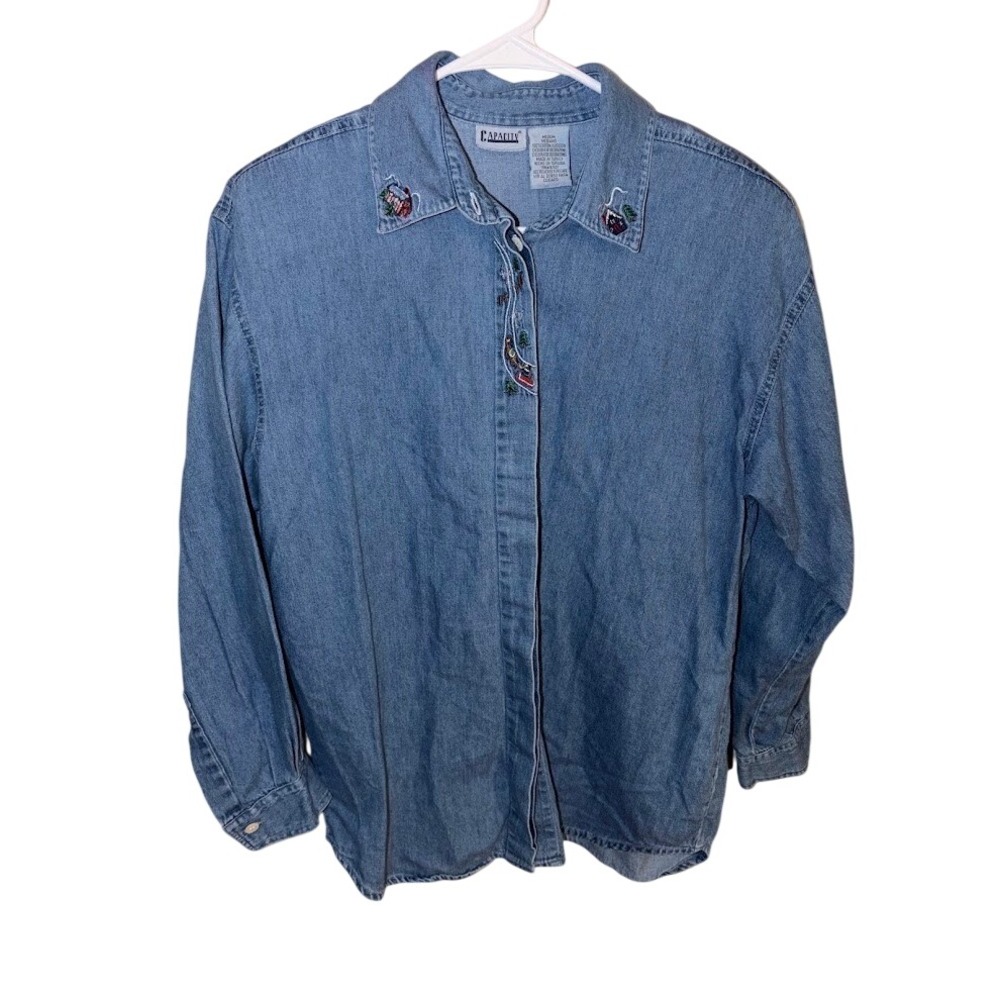 Capacity Vintage Denim Shirt Women Medium Blue Christmas Reindeer Cabin Top